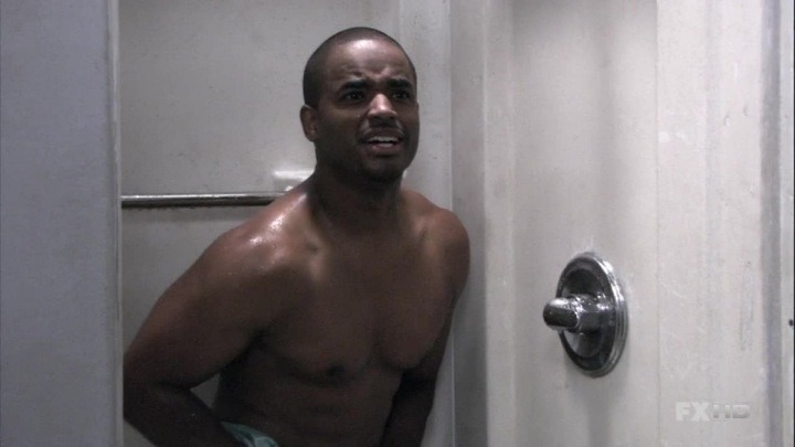 blackmalecelebsnaked:  Black actor Larenz Tate is so fine.  I’d give my pinky