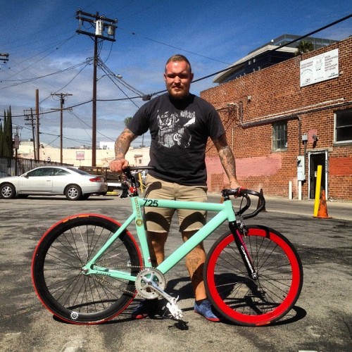 hustlebikes: #fixie #fixed #track #trackbike #bike #bicycle #cycle #cycling #track sick