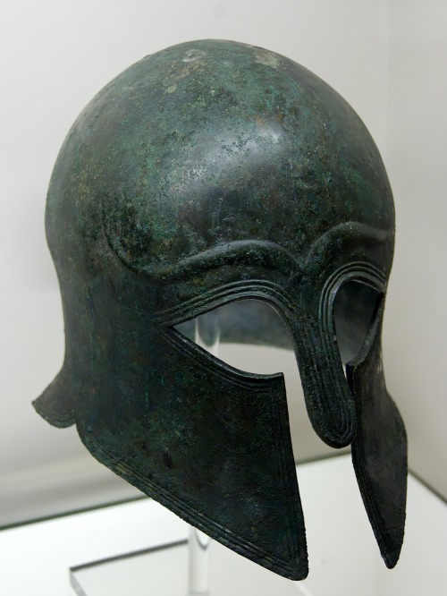 theancientworld:Corinthian Helmet, Bronze, c. 510 BCE, The British MuseumAncient Greek cuirass, Bron