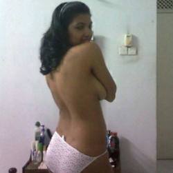 desidaru:  time for pussy, semi-nude pics on Facebook Page  Thanks for follow: http://desidaru.tumblr.com/  Solid clit!