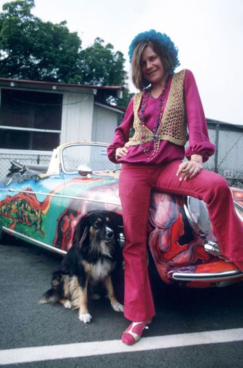 aboutjanisjoplin: A collection of Janis and her dog George