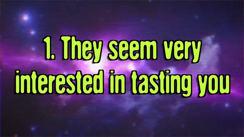 sizvideos:  Here are 8 signs your cat is probably an alien - watch the video