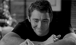hermicnes:  make me choose: anonymous asked ▷ thranduil or  Ned the pie maker.