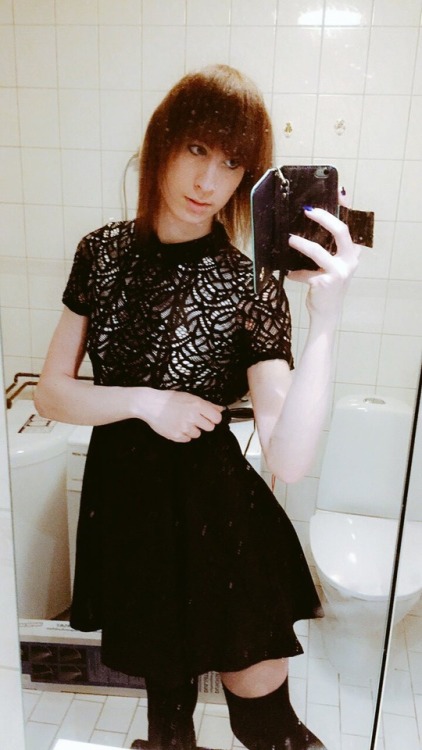 Selfies from when I was going to the dentist, and selfies showing off my very first dress. Twitter p