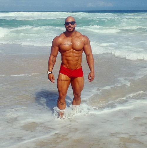 txdominican:  Who is this?!?!