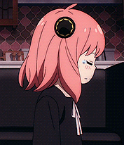 damianyas:  cute anya moments from episode 1 (◕ っ ◕✿) 