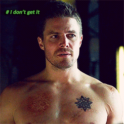 olicitysqueen:  Olicity + my favorite moments  her lack of interest in his body disconcerts him  