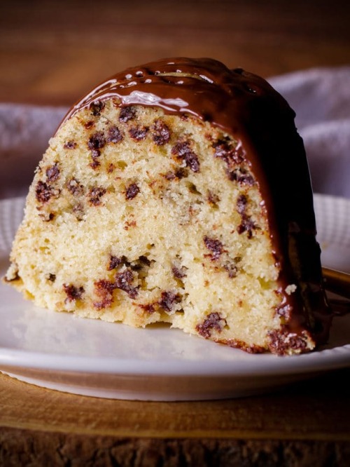 vTasty- Visually Tasty Food Blog Chocolate Chip Bundt Cake with Chocolate Peanut Butter Fudge&hellip
