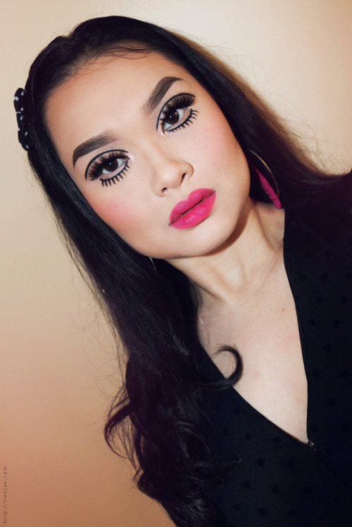 Twiggy Inspired Makeup Look ➵ LienJae.Com.