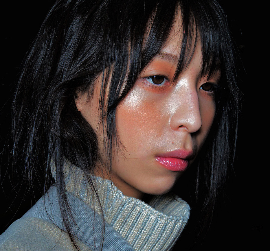 furples:  Issa Lish @ BCBG Max Azria Fall 2015  