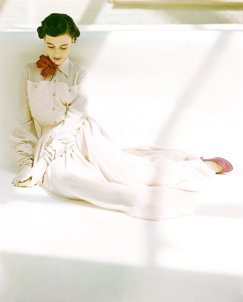 Model wearing a Clare Potter dress photographed by John Rawlings, Vogue 1948