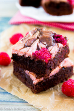 gastrogirl:  raspberry cheesecake brownies.