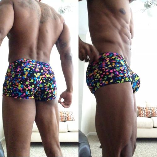 hisazz2phat:  sexy tight toned ass