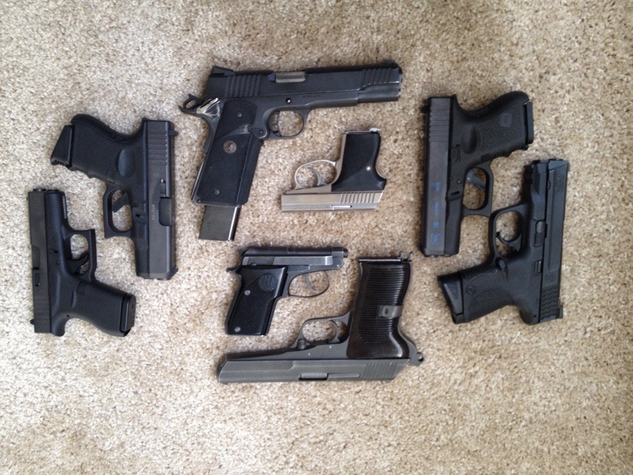 thatonegunblog:  Handguns