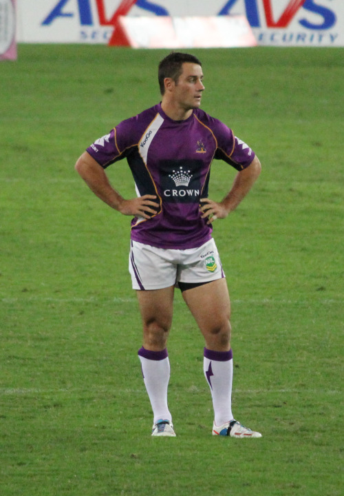 cooperquinn:  I literally SCREAMED MY DISGUST when I saw Cooper in tights tonight! Cooper cronk is d