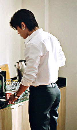 I Am Looking Respectfully 🍑👀