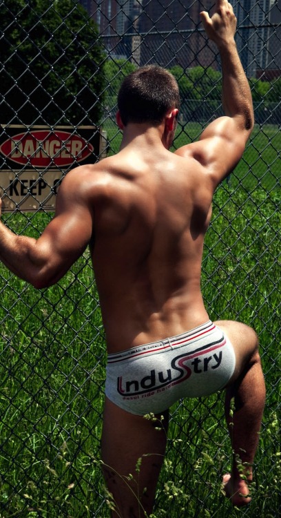 supervillainl:  Hot ass on the fence.  adult photos