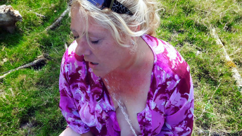 diannasanders: Slut Dianna Sanders getting pissed on and over outdoors. Let&rsquo;s reblog this 