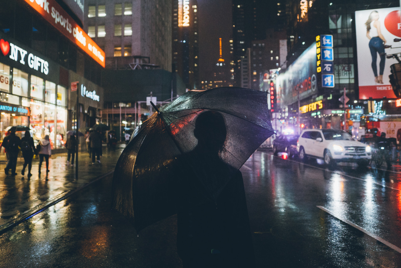 djkrugman:  Rainy Daze in New York City. Midtown, Manhattan, November 2015.  Photography