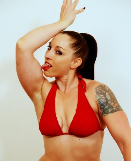 musculargoddesses:  Mistress Kara porn pictures