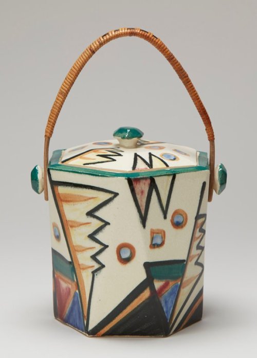 mia-japanese-korean: (Handled bucket with cover), Unknown Japanese, Date Unknown, Minneapolis Instit