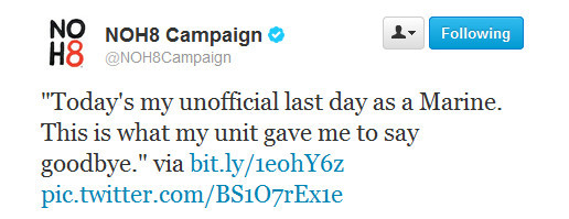 riennynn:  squeeofthemoment: Best. Thing. EVER! (x)  Kudos, USMC. 
