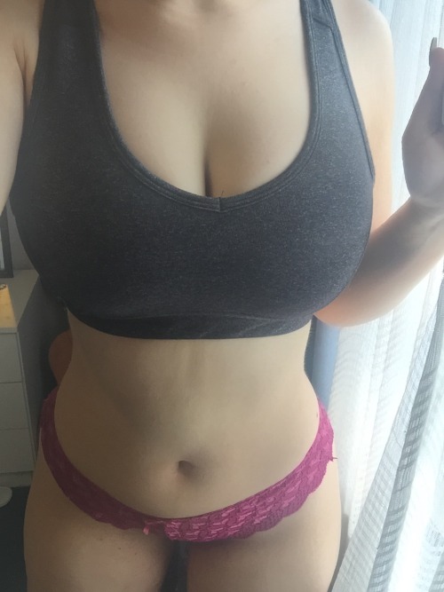 missycvnt:  sports bras and pink lace 💕