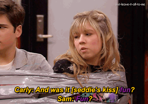 just-leave-it-all-to-me: “I forgot to have fun” | iCarly, 2021 (1x06)Seddie + fun