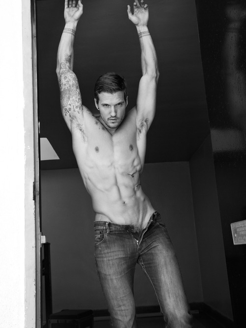 mysteriousmitch:  Parker Hurley