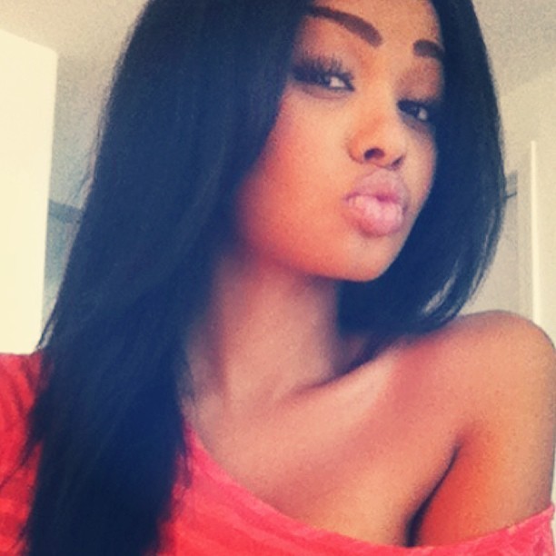 miss-amara:  kissy face 
