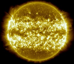 one-pixelle:  just—space:  Stunning Ultraviolet Picture of the Sun - A composite of 25 images recorded in extreme ultraviolet light by the Solar Dynamics Observatory between April 16, 2012 and April 15, 2013 