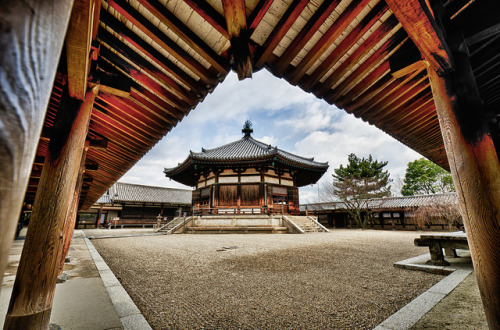 法隆寺夢殿 - Horyuji Temple, Yumedono (Hall of Dreams)