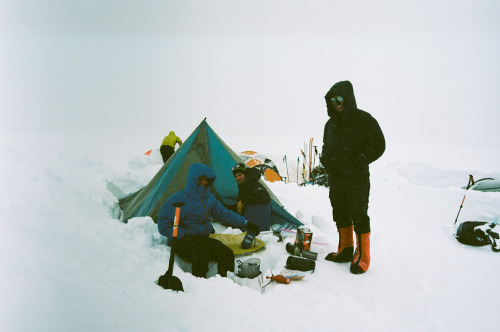 Neighbors of Genet Basin