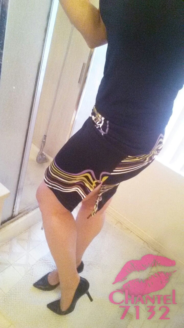 chantel7132-original:  One of my fav skirts  Chantel7132-original  Love commando