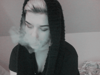 trazx:@maisukii I saw selfie party >:)