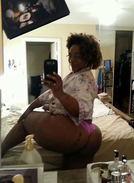 gurillaboythamane:  gurillaboythamane:  afrogee:  Gee  SEXY BAD BITCH  SEXY BAD BITCH