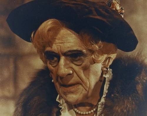 Boris Karloff As The Titular Character In The Mother Muffin Affair Episode Of The