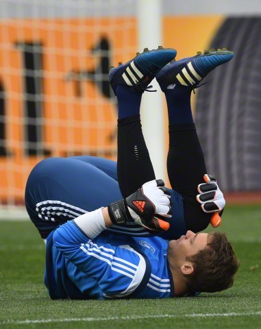 malecelebbuttlover:  Manuel Neuer German footballer 