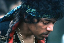 metal-attack:  Jimi Hendrix by C.Hammond,