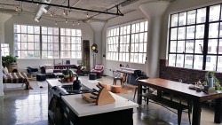 gravityhome:  Sunny industrial LA loft -