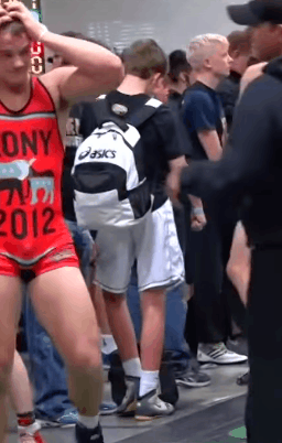 tinydickjock:  wrestleman199:  I don’t think his singlet could get any shorter
