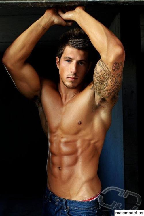 amanthing:  Visit amanthing Hunk Edition Blog With 9 Different Categories of HOT MEN to Choose From 