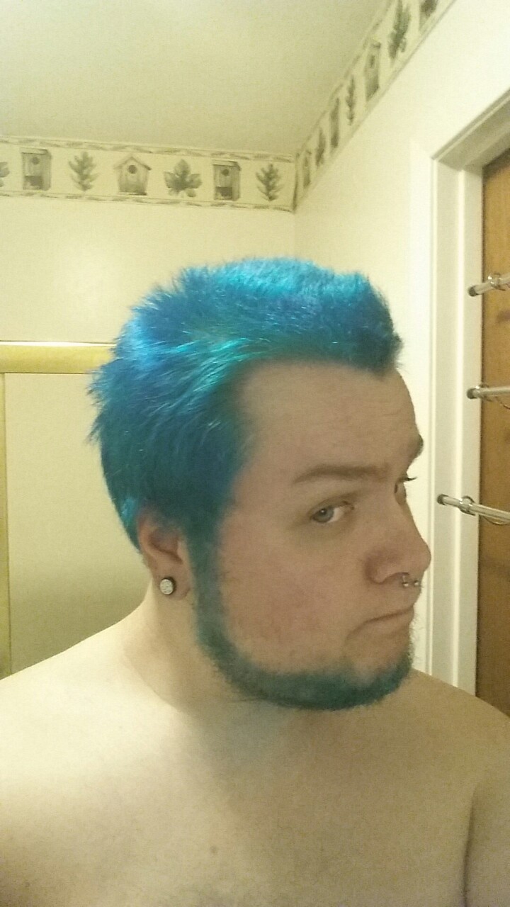bearswithantlers:  Ion Color Brilliance Sky Blue Second application  Well, its darker,