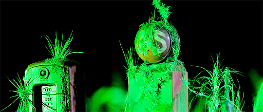 dessinnoir:  Creepshow (1982)  “Did you see that crap? All that horror crap. Things