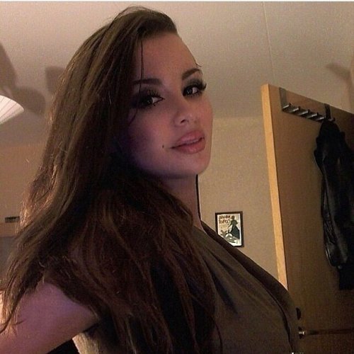 plastincandsiliconeperfection:  Ines Helene