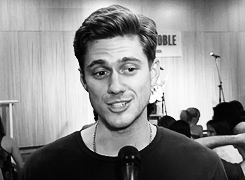 dannyarchers-blog:   aaron tveit + looking into the camera during interviews    