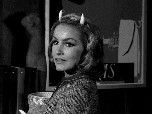twilightly:Julie Newmar as Miss Devlin in The Twilight Zone (S04E14)