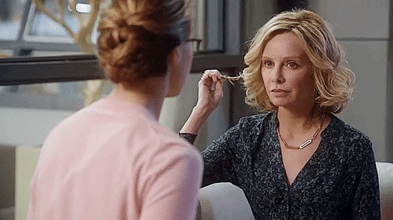 pingvinsstuff:  And now tell me that nothing happened between Ms. Grant and Kara