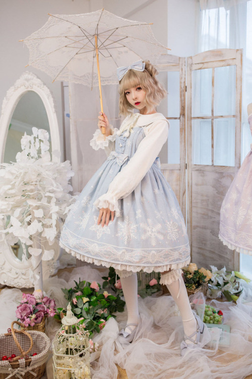 lolita-wardrobe:  New Release: Lemon Honey 【-The Snow Princess-】 #SweetLolita Jumper Dress◆ Shopping Link >>> https://www.lolitawardrobe.com/lemon-honey-the-snow-princess-sweet-lolita-jumper-dress_p4851.html