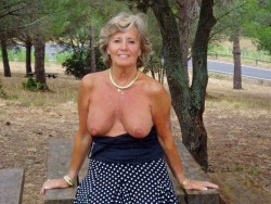 matureswife:  Matures wife